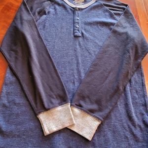 Men's XL AE American Eagle Long Sleeved Shirt